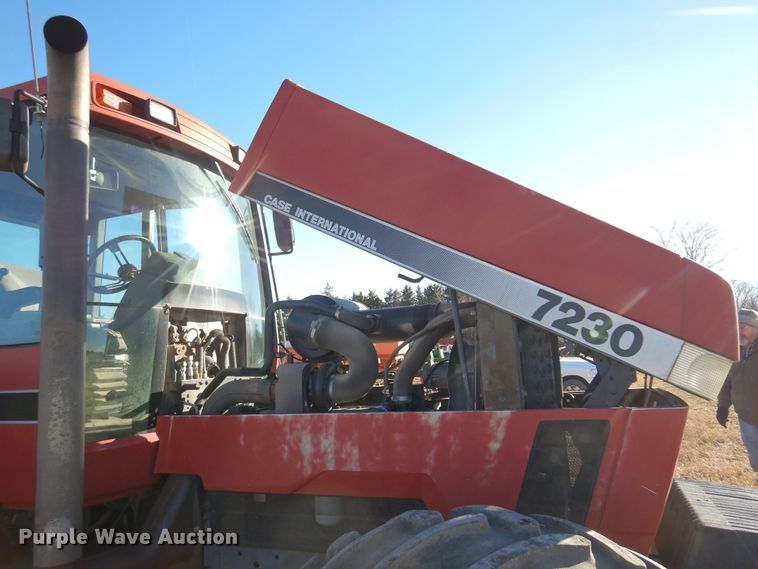 image for item MM9843 1995 Case IH 7230  MFWD tractor