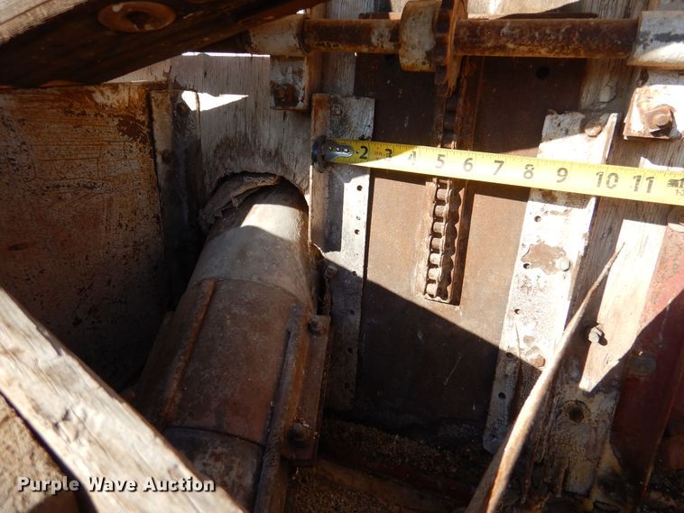 image for item MP9001 Grain truck bed