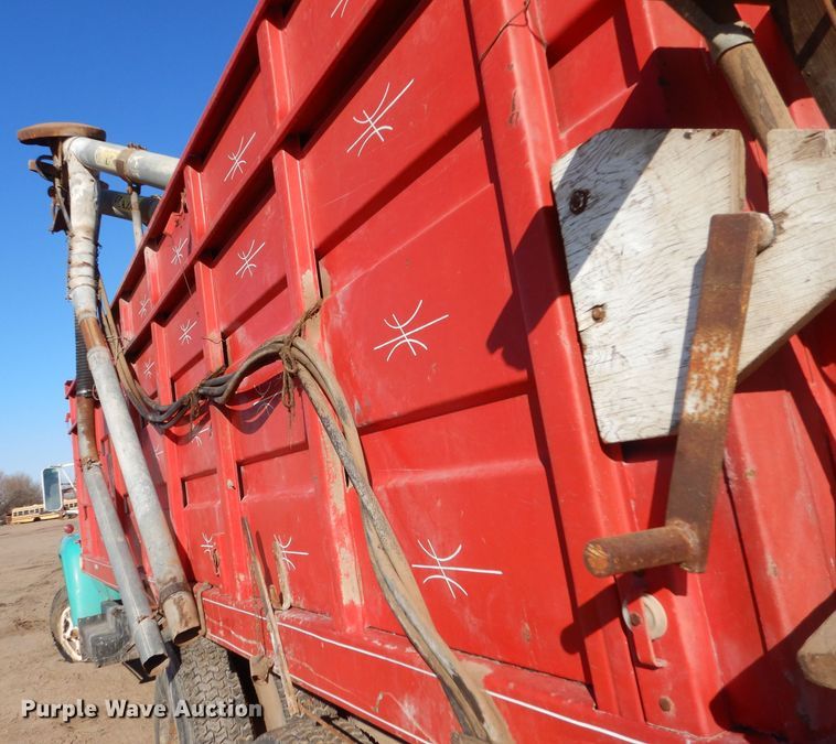 image for item MP9001 Grain truck bed