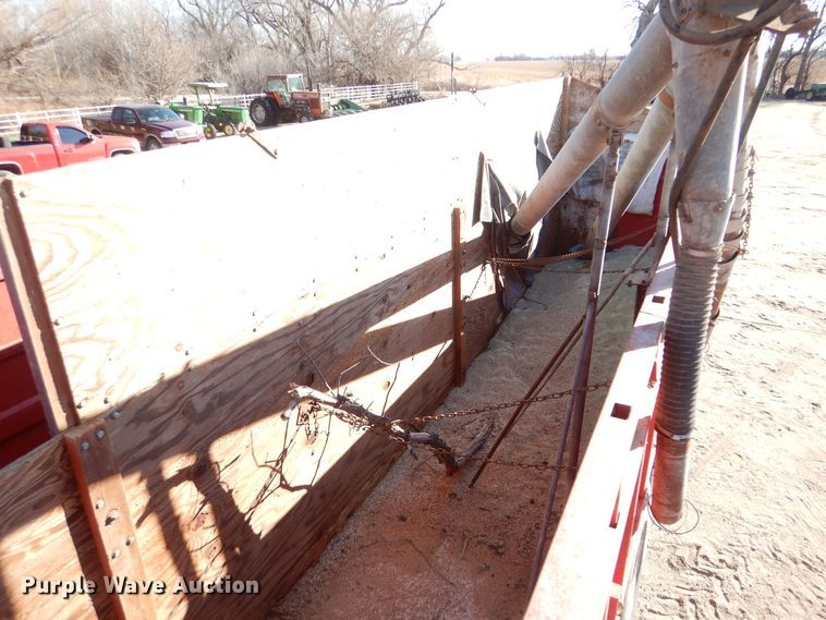 image for item MP9001 Grain truck bed