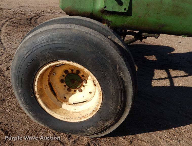 image for item MP9005 1965 Oliver 1850  tractor