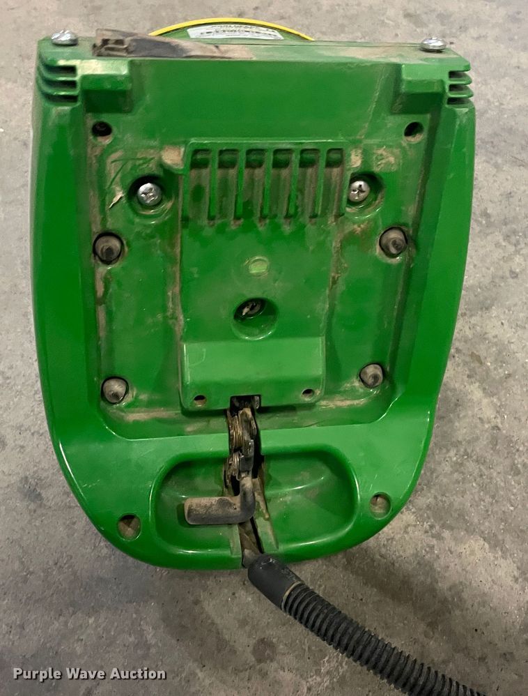image for item MT9826 John Deere StarFire 3000  GPS receiver
