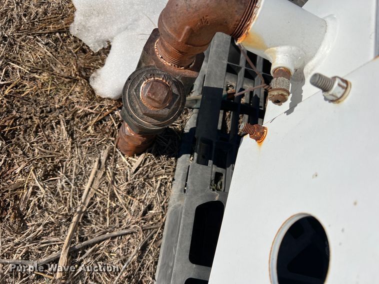 image for item MT9859 (2) Raven NH3 Super Cool NH3 manifolds