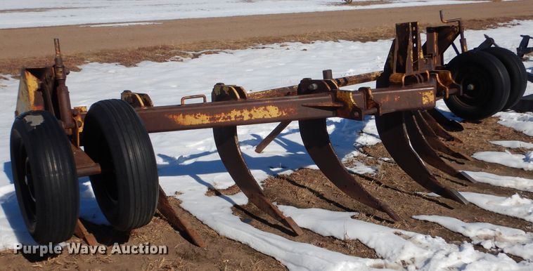 V-ripper in Sublette, KS | Item MT9870 sold | Purple Wave