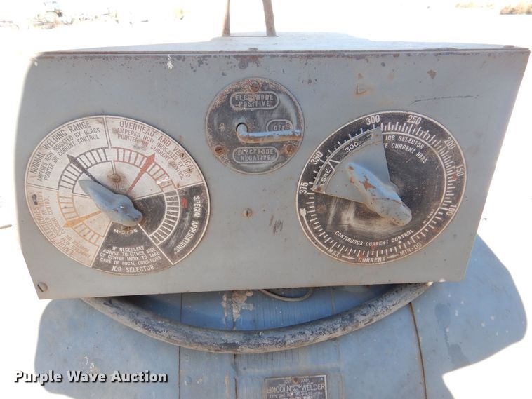 image for item MT9886 Lincoln  welder