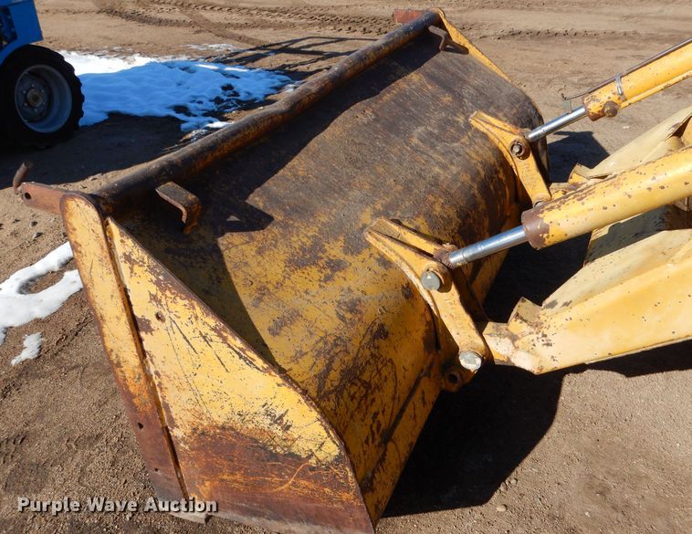 image for item MT9889 Massey Ferguson MF356  wheel loader