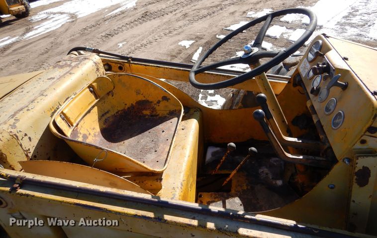 image for item MT9889 Massey Ferguson MF356  wheel loader