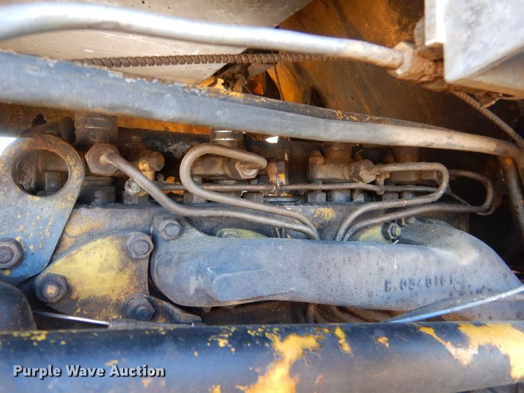 image for item MT9889 Massey Ferguson MF356  wheel loader