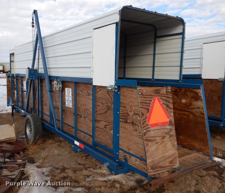image for item MT9894 Hog loading chute trailer