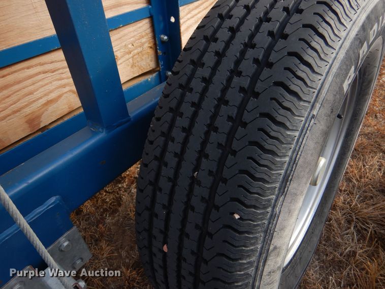 image for item MT9894 Hog loading chute trailer