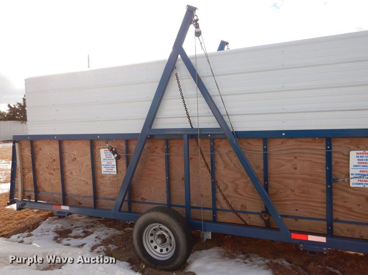 image for item MT9895 Hog loading chute trailer