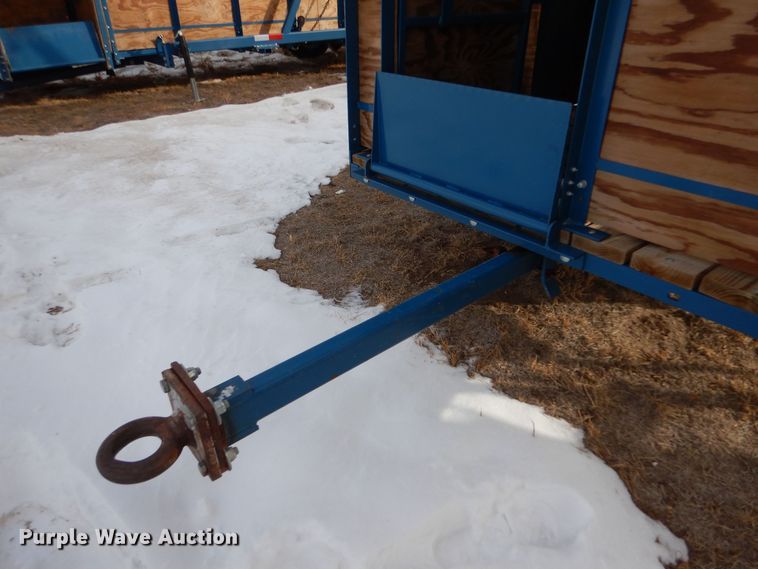 image for item MT9895 Hog loading chute trailer