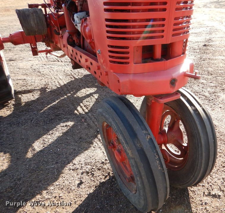 image for item MT9980 1939 Farmall H  tractor