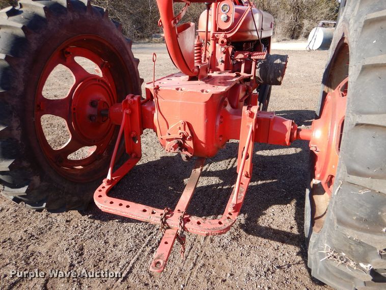 image for item MT9980 1939 Farmall H  tractor