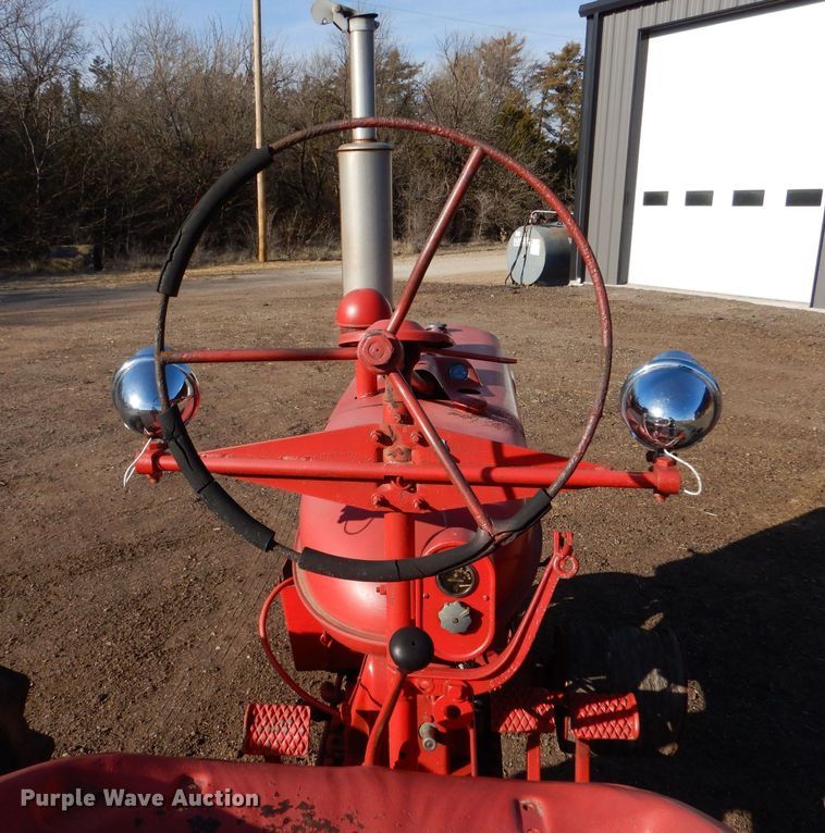 image for item MT9980 1939 Farmall H  tractor