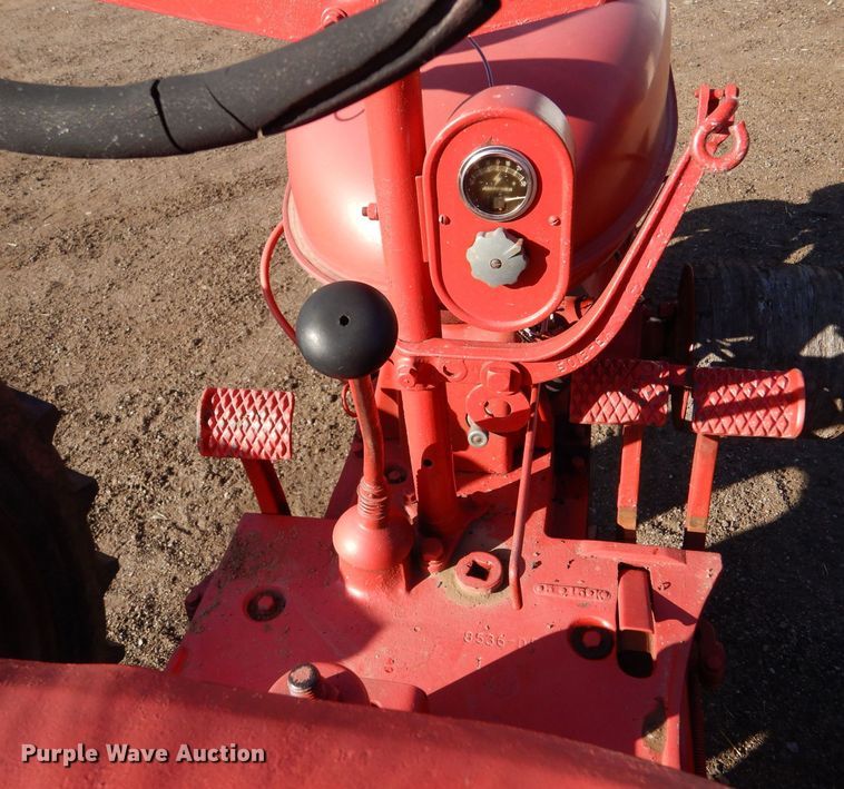 image for item MT9980 1939 Farmall H  tractor