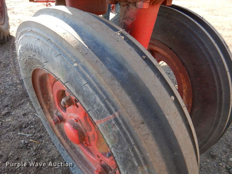 image for item MT9980 1939 Farmall H  tractor