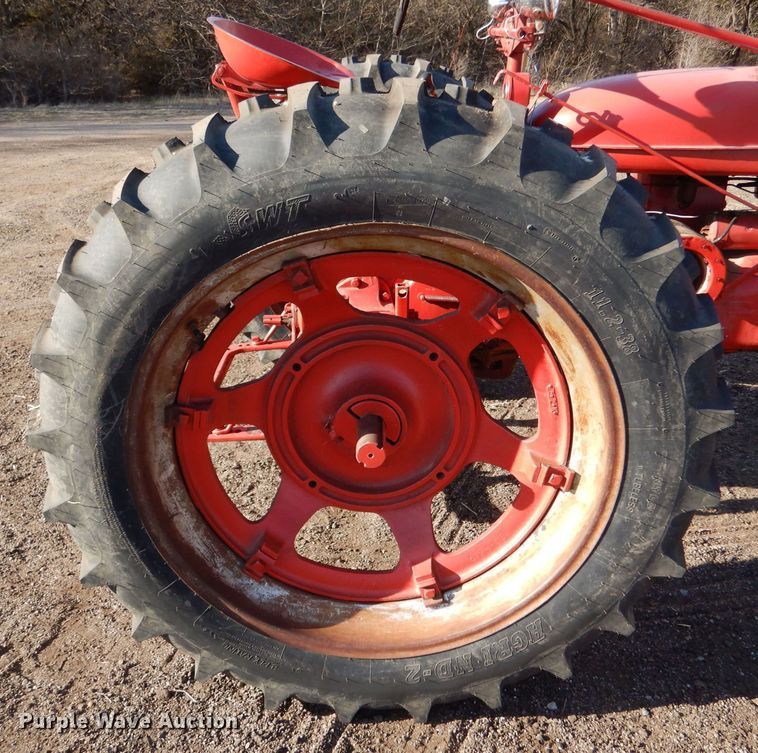 image for item MT9980 1939 Farmall H  tractor
