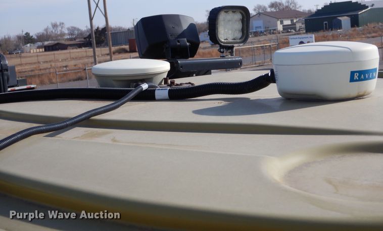 image for item MT9996 2004 Ag-Chem TerraGator 8104  spreader