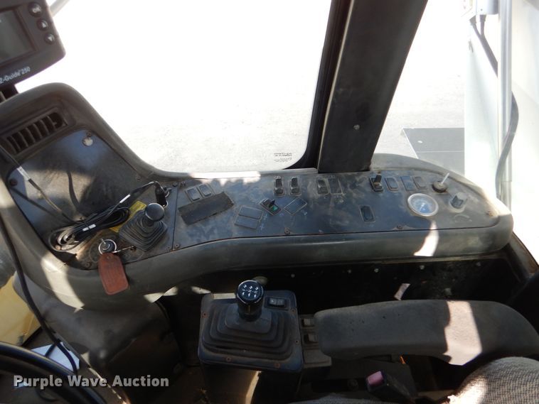 image for item MT9996 2004 Ag-Chem TerraGator 8104  spreader