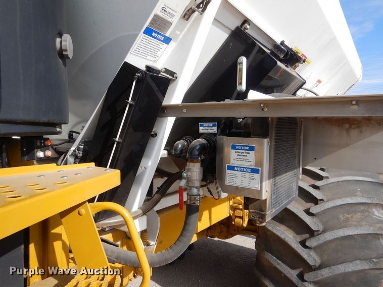 image for item MT9996 2004 Ag-Chem TerraGator 8104  spreader