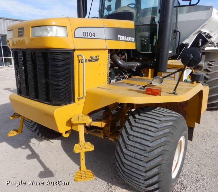 image for item MT9996 2004 Ag-Chem TerraGator 8104  spreader