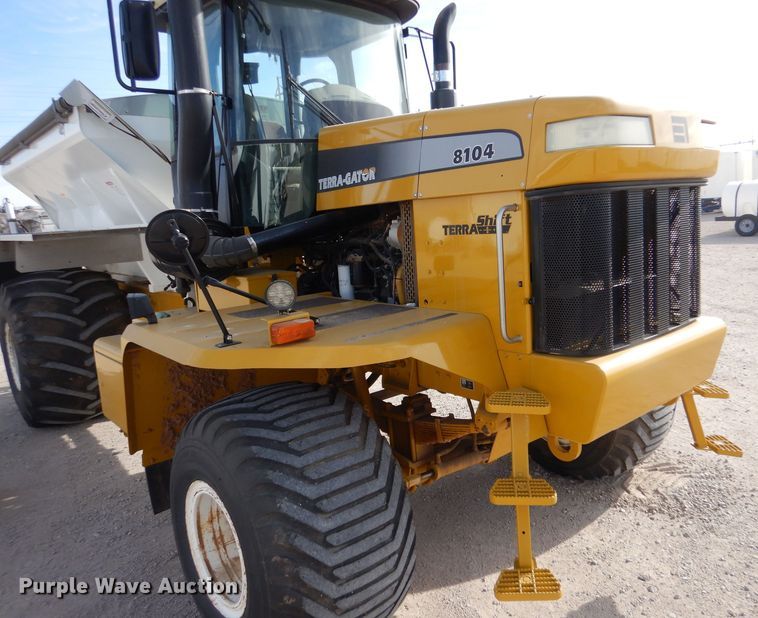 image for item MT9996 2004 Ag-Chem TerraGator 8104  spreader