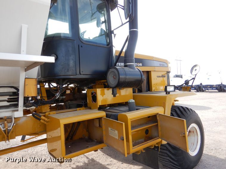 image for item MT9996 2004 Ag-Chem TerraGator 8104  spreader