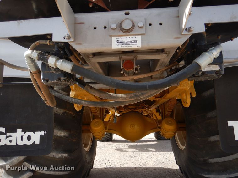 image for item MT9996 2004 Ag-Chem TerraGator 8104  spreader