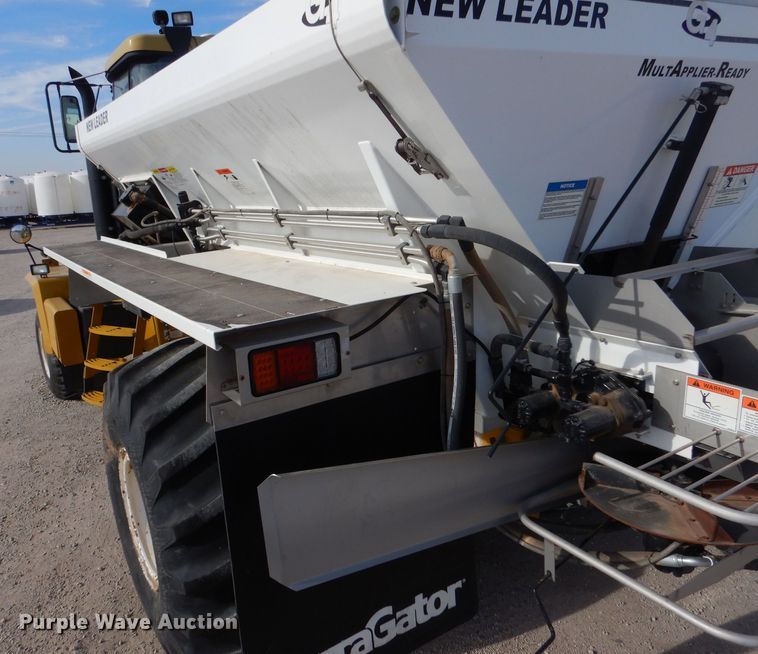 image for item MT9996 2004 Ag-Chem TerraGator 8104  spreader