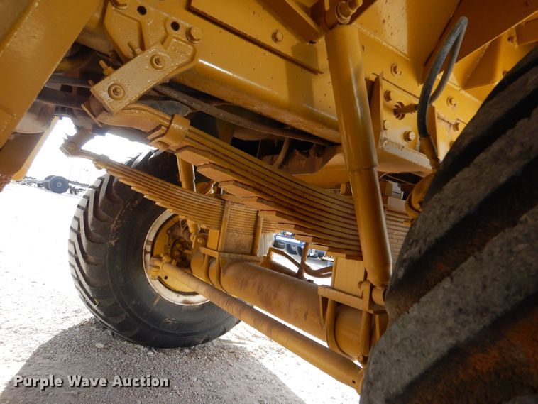 image for item MT9996 2004 Ag-Chem TerraGator 8104  spreader