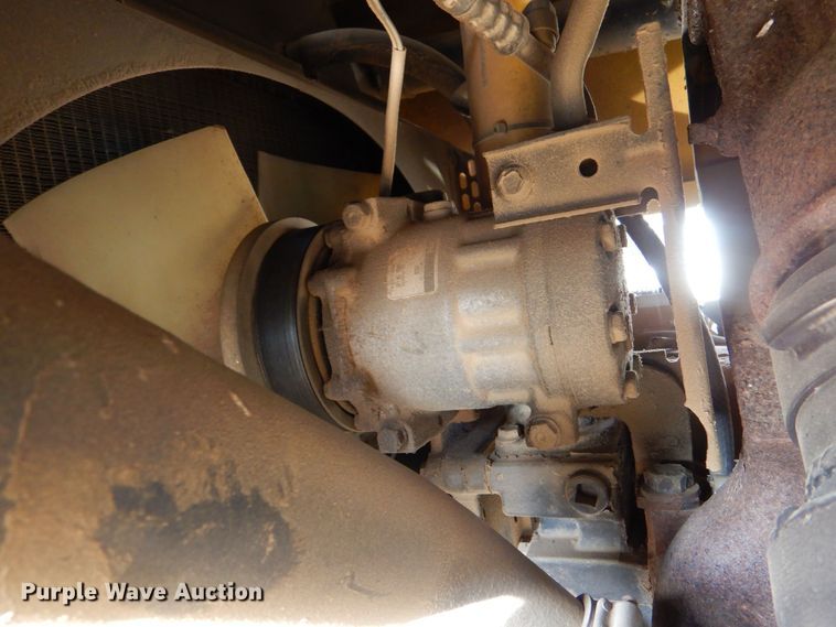 image for item MT9996 2004 Ag-Chem TerraGator 8104  spreader