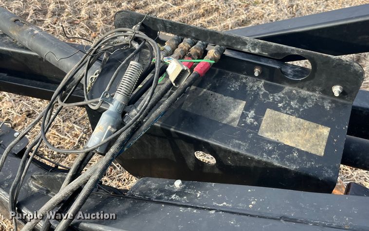 image for item MW9420 2012 Kinze 1100  grain cart