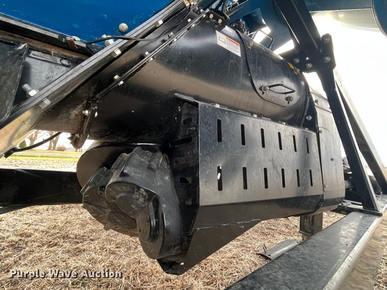 image for item MW9420 2012 Kinze 1100  grain cart