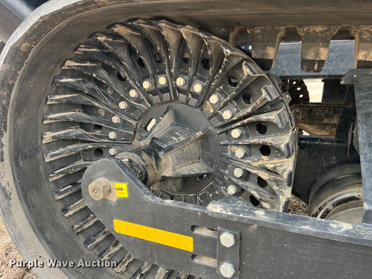 image for item MW9420 2012 Kinze 1100  grain cart