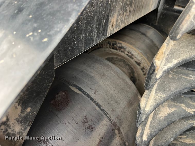 image for item MW9420 2012 Kinze 1100  grain cart