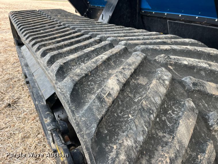 image for item MW9420 2012 Kinze 1100  grain cart