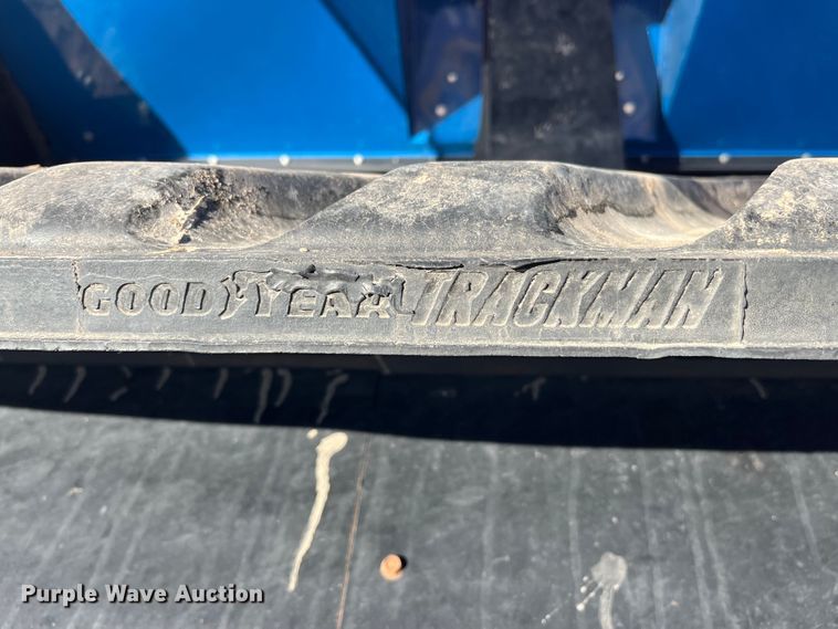 image for item MW9420 2012 Kinze 1100  grain cart