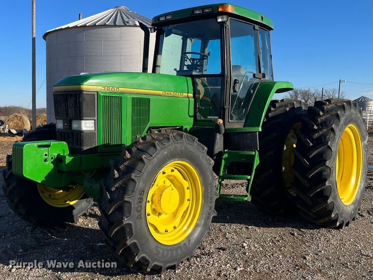 image for item MW9433 1995 John Deere 7800  MFWD tractor