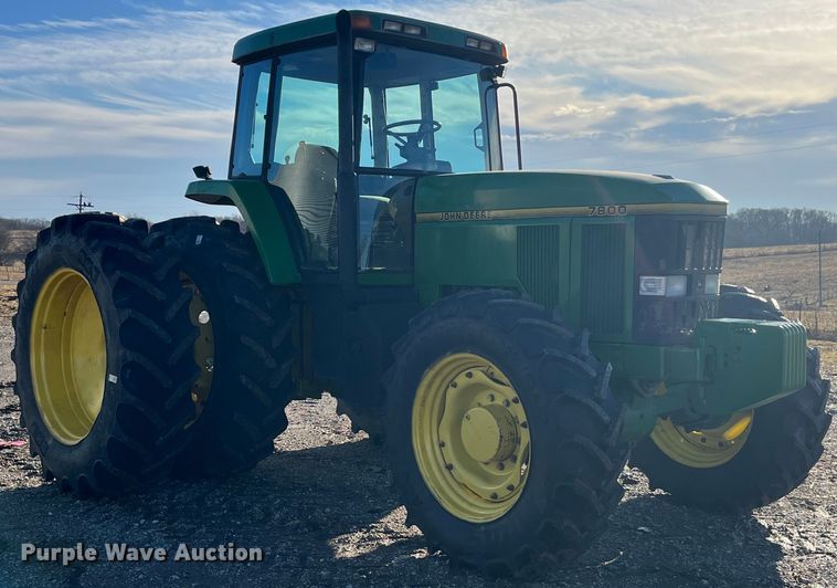 image for item MW9433 1995 John Deere 7800  MFWD tractor