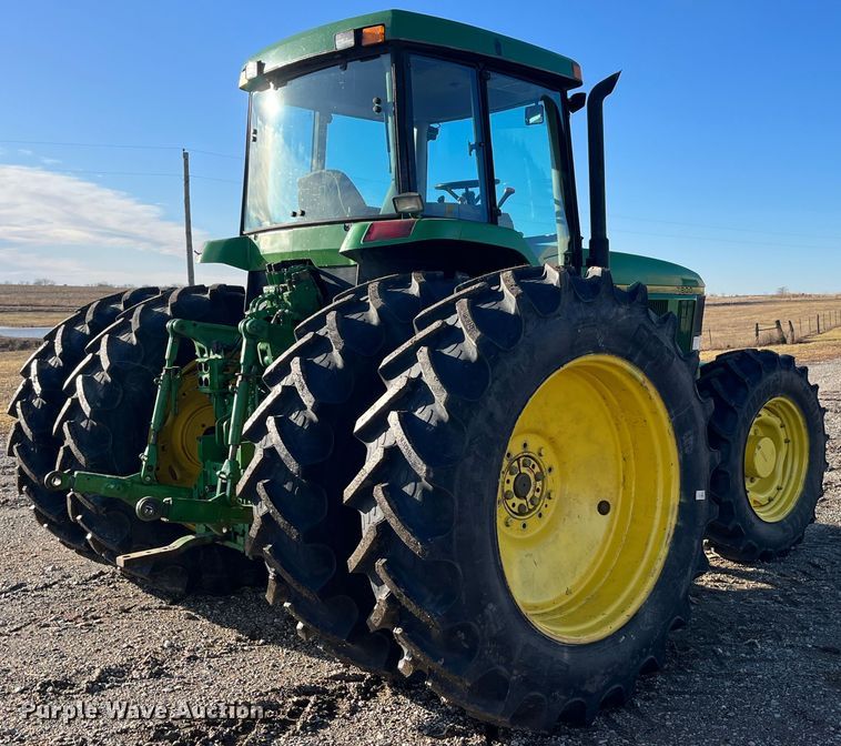 image for item MW9433 1995 John Deere 7800  MFWD tractor