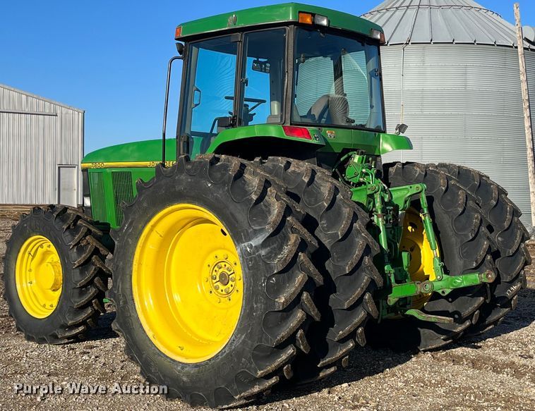 image for item MW9433 1995 John Deere 7800  MFWD tractor