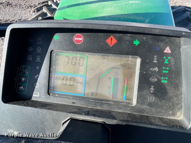 image for item MW9433 1995 John Deere 7800  MFWD tractor