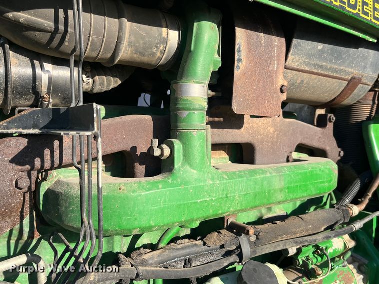 image for item MW9433 1995 John Deere 7800  MFWD tractor