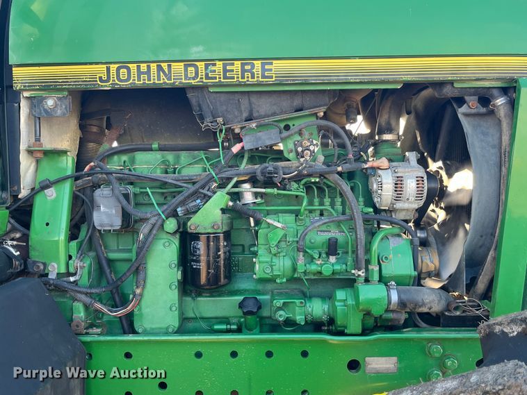 image for item MW9433 1995 John Deere 7800  MFWD tractor