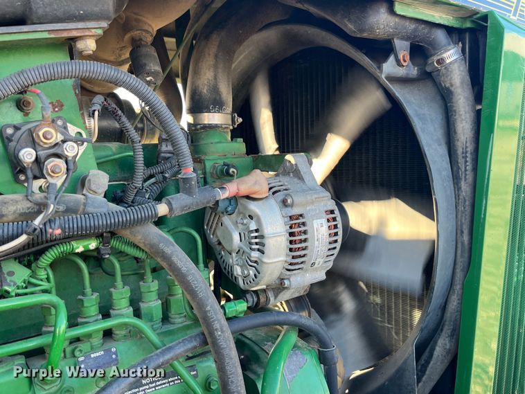 image for item MW9433 1995 John Deere 7800  MFWD tractor