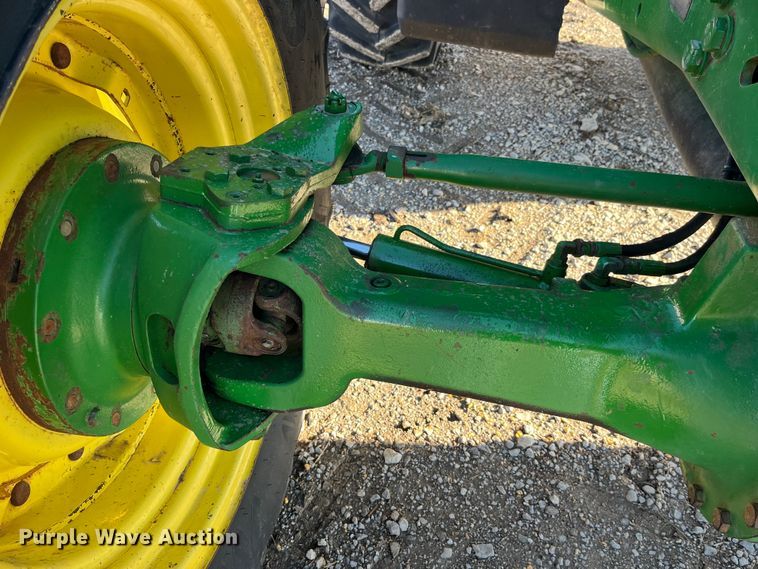 image for item MW9433 1995 John Deere 7800  MFWD tractor