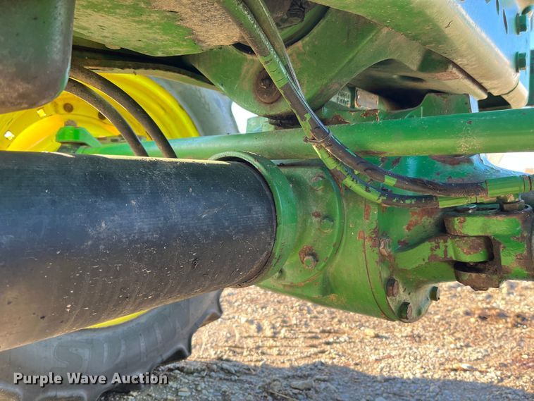 image for item MW9433 1995 John Deere 7800  MFWD tractor