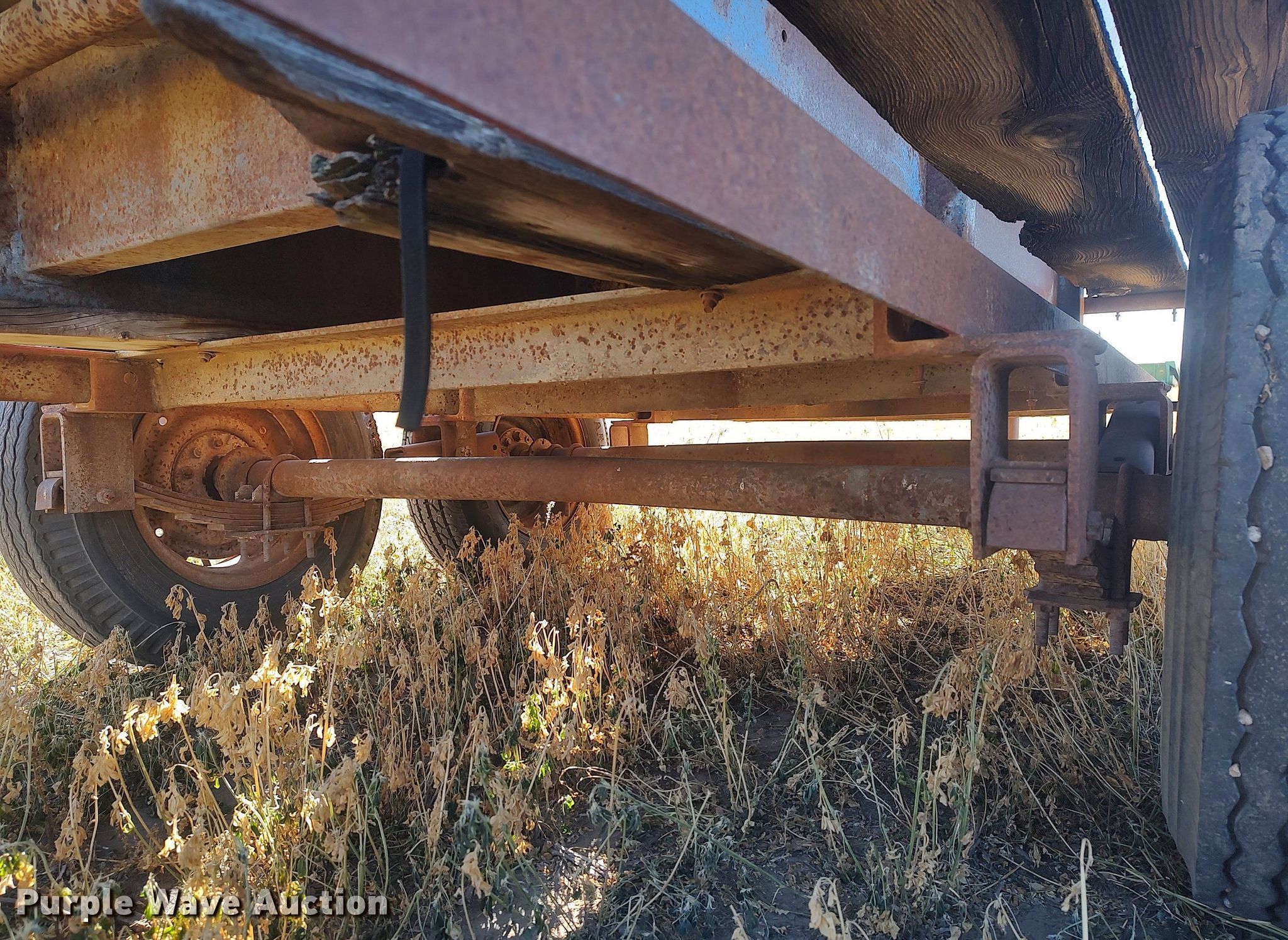 Shop built tank trailer in Agra, KS Item DO3671 sold Purple Wave