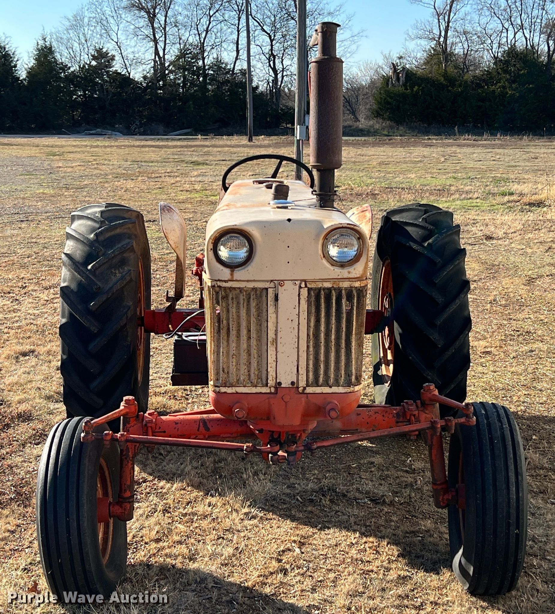 1962 Case 431 tractor in Saint Paul, KS Item KF9706 sold Purple Wave